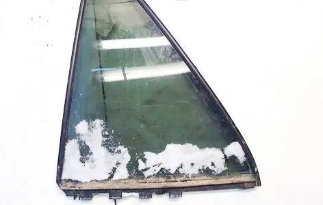 Toyota Avensis T250 Rear vent window glass DOT24AS3M101