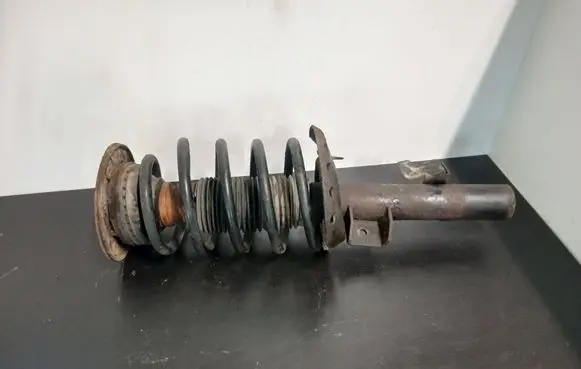 Volvo XC70 Front shock absorber with coil spring 31429128