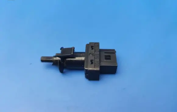 Mercedes-Benz C W203 Clutch pedal sensor 0045452114