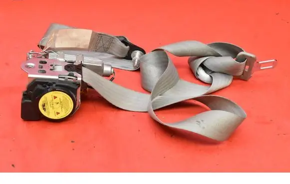 Fiat Idea Front seatbelt 
