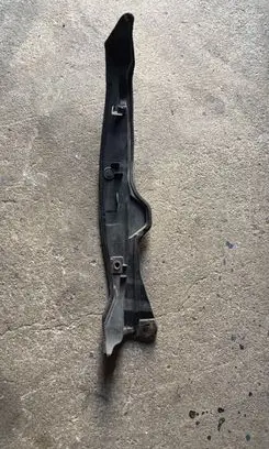 Toyota Auris E180 Fender end trim 5382802160