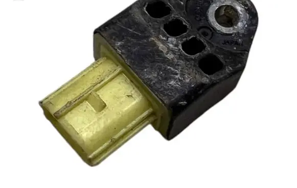 Toyota RAV 4 (XA30) Airbag deployment crash/impact sensor 8983142010 702444W7K