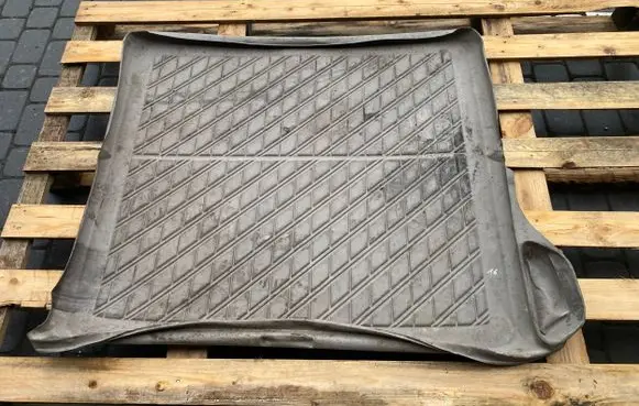 Volvo V70 Rubber trunk/boot mat liner 