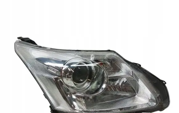 Toyota Avensis T270 Headlight/headlamp