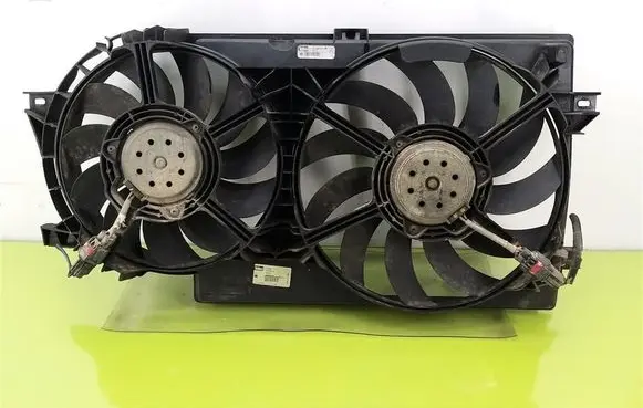 Chrysler Voyager Electric radiator cooling fan 874746V