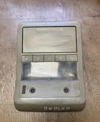 Opel Antara Front seat light