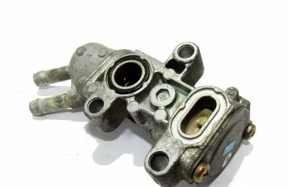 Hyundai Terracan Thermostat housing 