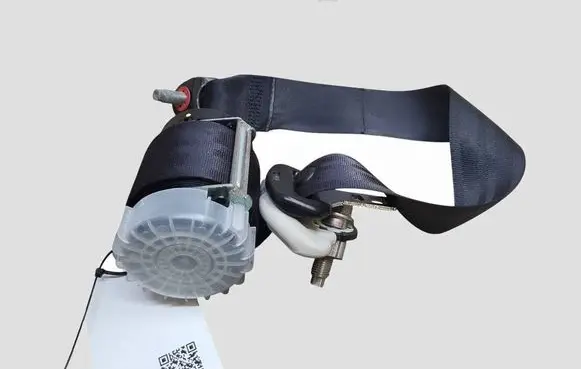 Nissan Leaf I (ZE0) Rear seatbelt 624239601D 624332100A