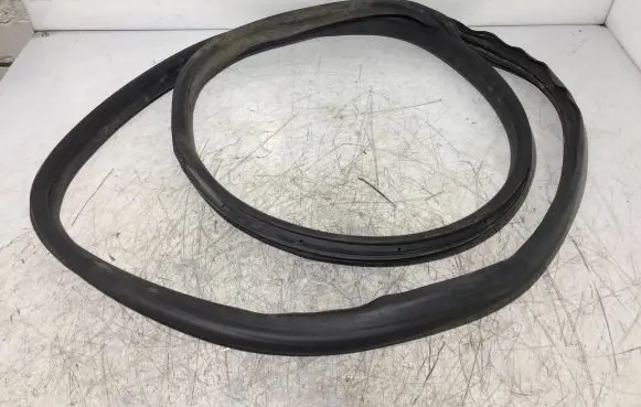 Ford Courier Front door rubber seal