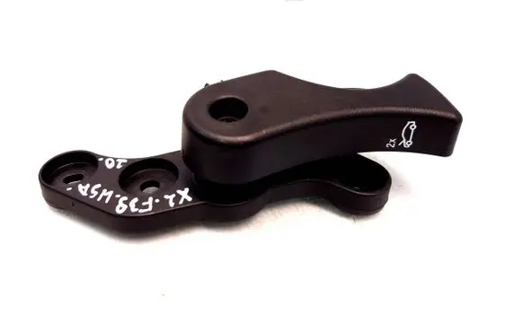 BMW X2 F39 Engine bonnet (hood) release handle 7326517 20024110