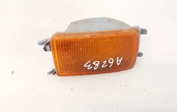 Volkswagen Golf III Front indicator light 1h0953156c