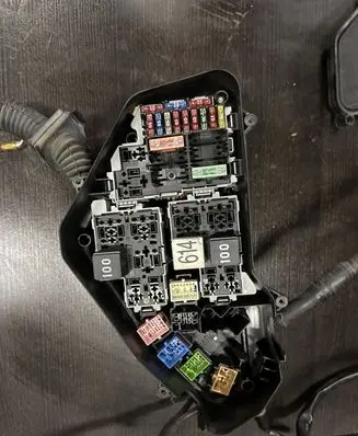 Volkswagen Touareg II Fuse box set 7P1971072A