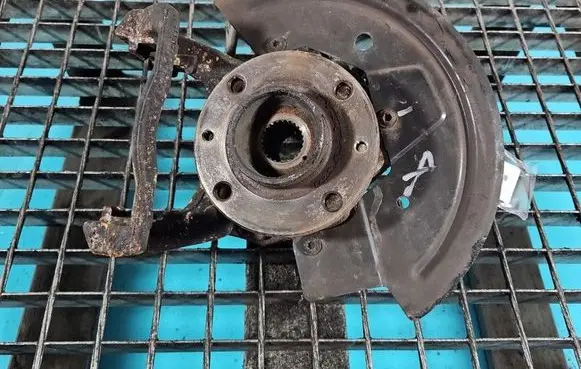 Dacia Dokker Front wheel hub spindle knuckle IMPRK1561814