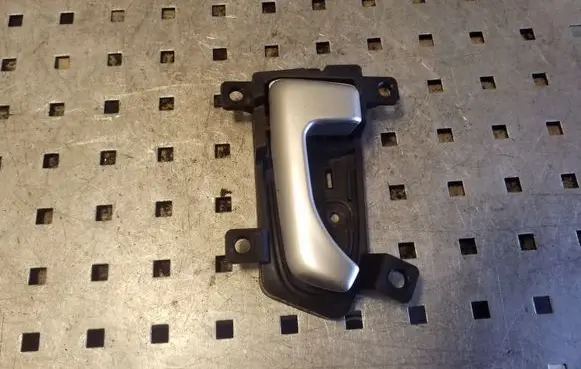 KIA Sportage Rear door interior handle 826103U000