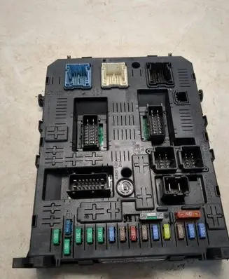 Peugeot 5008 Comfort/convenience module 966405878002 281201906C 281192462C