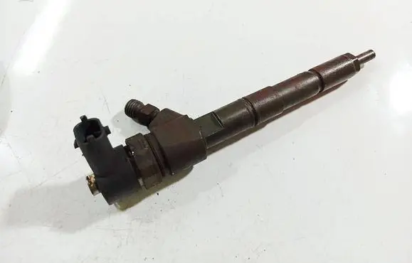 Opel Insignia A Fuel injector 55577668 0445110423