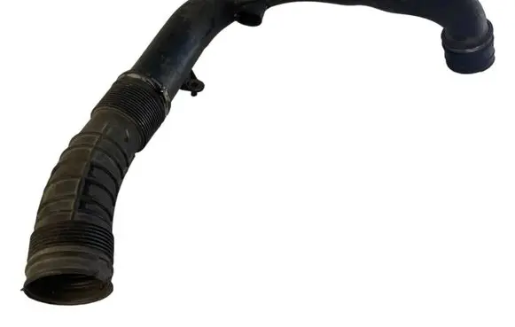 Volvo XC60 Intercooler hose/pipe 72110005