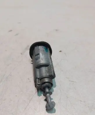 Mitsubishi Colt Front door lock (next to the handle) 