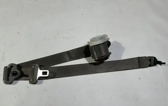 Ford F150 Rear seatbelt fl3b16611b68a