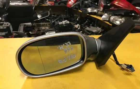 Alfa Romeo 166 Front door electric wing mirror
