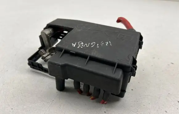 Opel Insignia A Fuse module 401154265