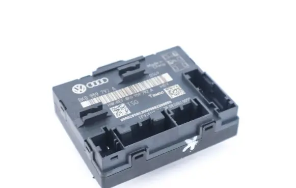 Audi A5 8T 8F Door control unit/module 8K0959792A