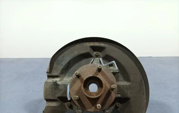 Ford Kuga II Front wheel hub spindle knuckle