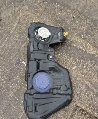 BMW 4 F36 Gran coupe Fuel tank 7408410