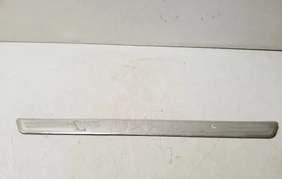 Opel Zafira C Front sill trim cover