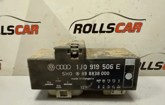 Audi A3 S3 8L Coolant fan relay 1J0919506E