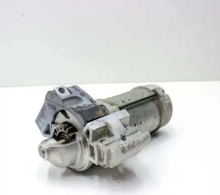 BMW 3 G20 G21 Starter motor 8687064