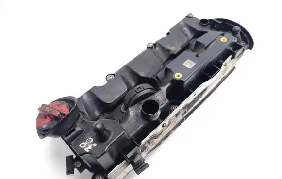 Audi A4 S4 B9 Rocker cam cover 04L103475A