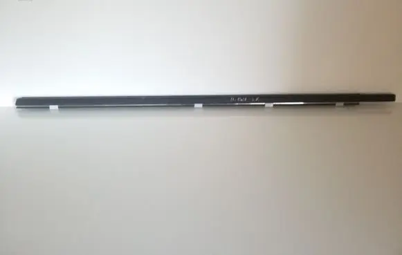 Nissan Qashqai Front door glass trim molding