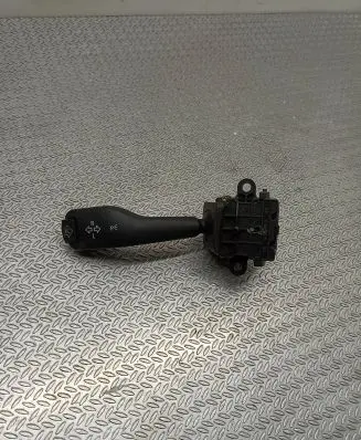 BMW 5 E39 Indicator stalk 8363668 01104010