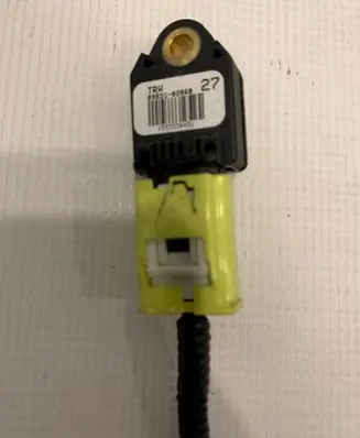 Toyota Auris 150 Airbag deployment crash/impact sensor 8983102060 1597336451
