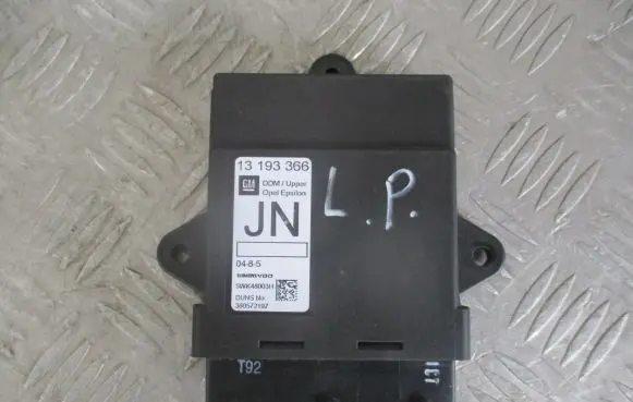 Opel Vectra C Door control unit/module