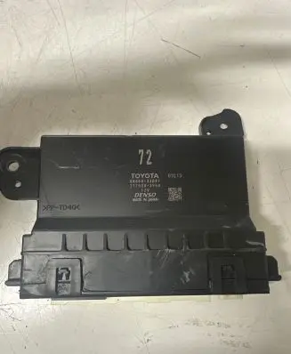 Lexus ES 250 - 300 - 330 Other control units/modules 2775003950