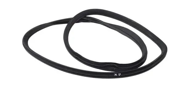 Skoda Rapid (NH) Rubber seal rear door 