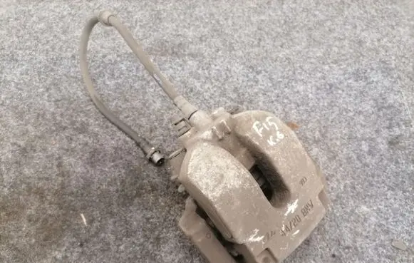 Rear brake caliper
