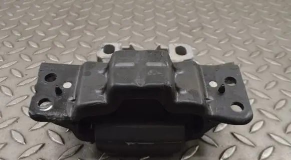 Volkswagen Golf VII Engine mount bracket 5Q0199555BG
