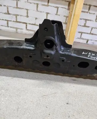 Toyota Avensis T270 Front subframe