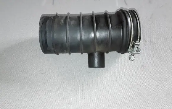 Brake vacuum hose/pipe