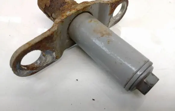 Volvo XC70 Towing hook eye 