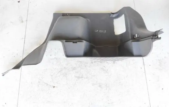 KIA Carens I Other trunk/boot trim element 0k2kb68861