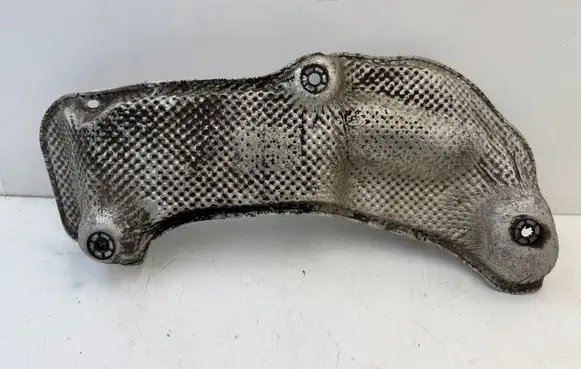 Skoda Superb B8 (3V) Exhaust heat shield 3Q0825756