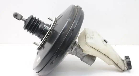 Renault Captur Brake booster 472105699R