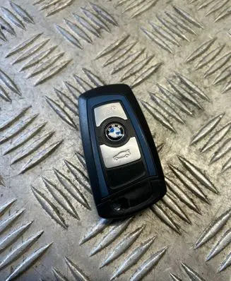 BMW 3 F30 F35 F31 Ignition key/card 9312542