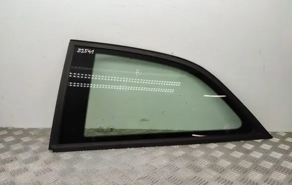Audi A1 Rear side window 43R001057 8X3845299