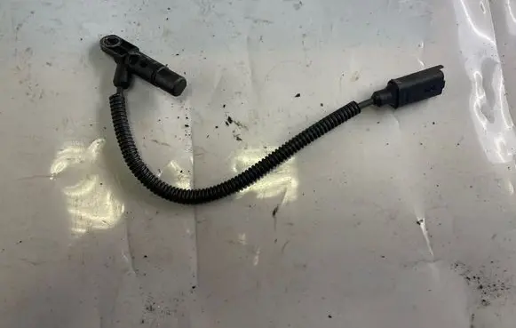 Volvo V40 Camshaft speed sensor 9664430980