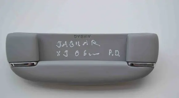Jaguar XJ X350 Front interior roof grab handle